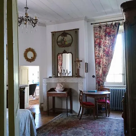 Couette-café Chateau Paysan De Durianne 3*